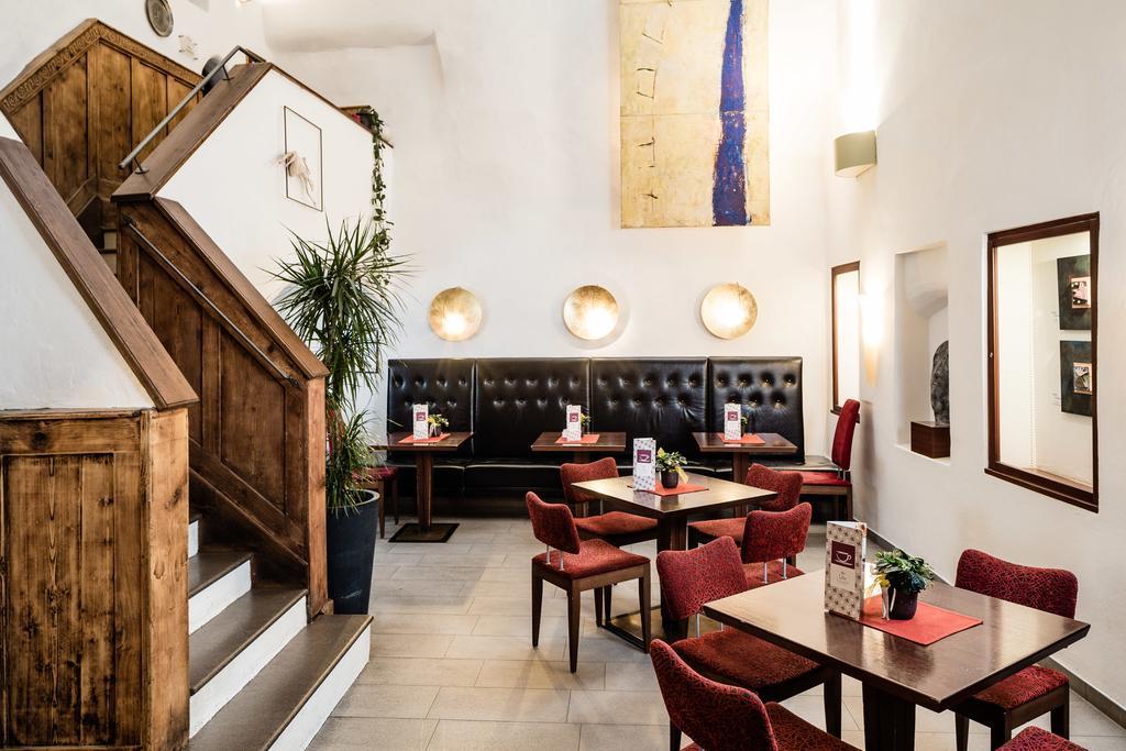 Hotel Restaurant Lilie Віпітено Екстер'єр фото
